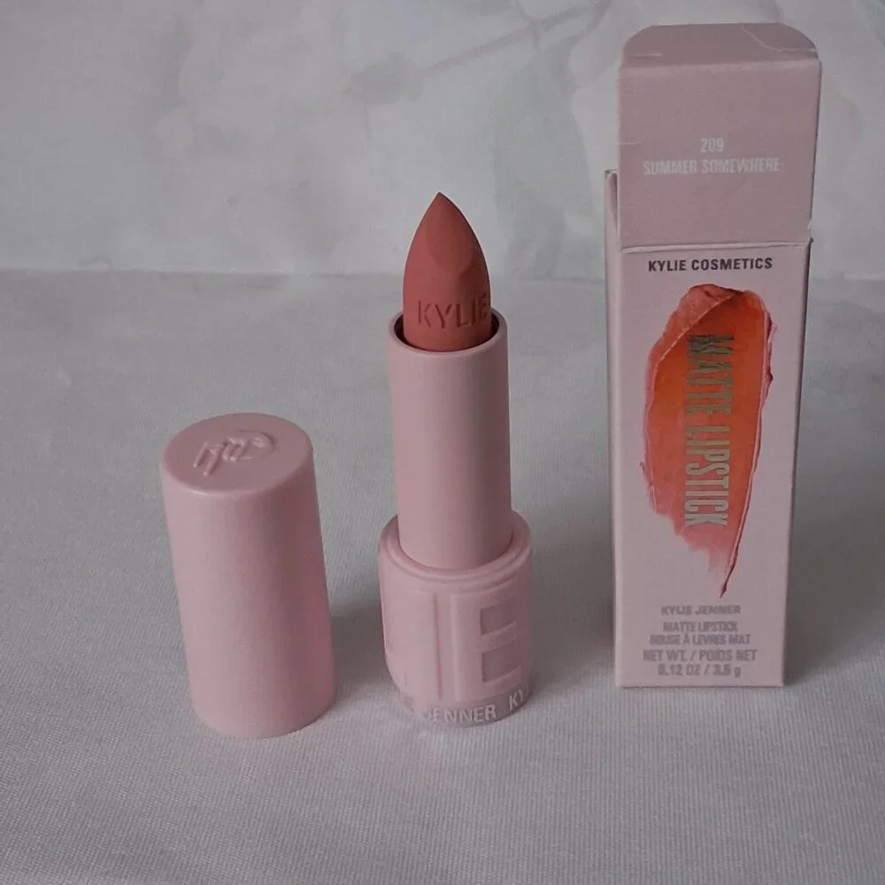 Kylie Cosmetics Matte Lipstick color 209 Summer Somewhere NIB